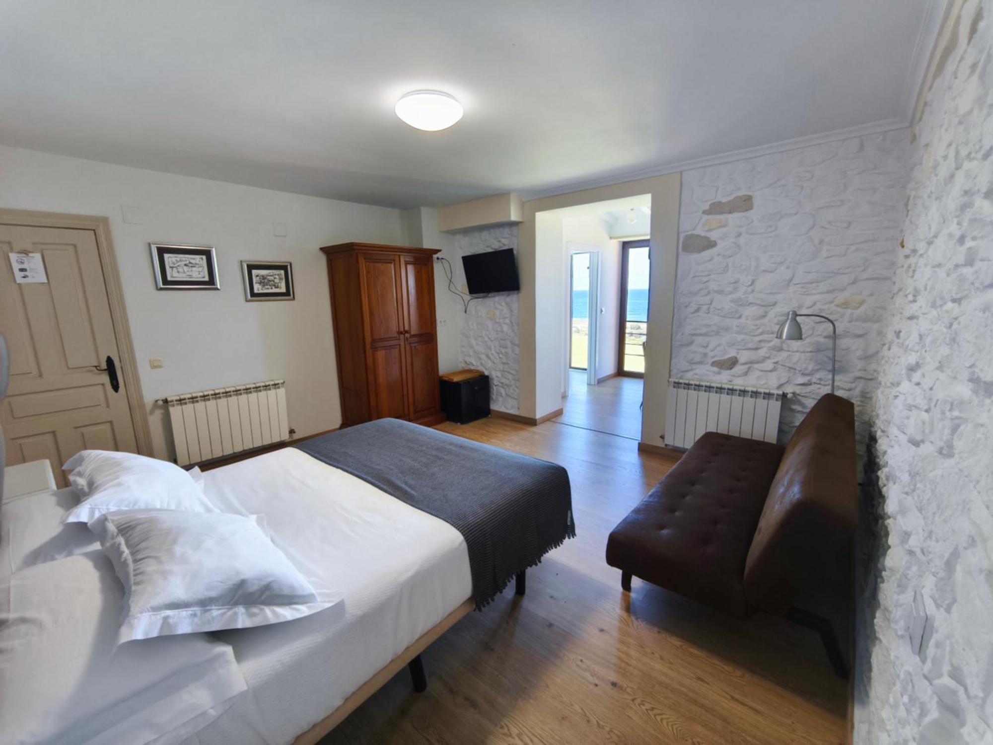Punta Linera Guest house *